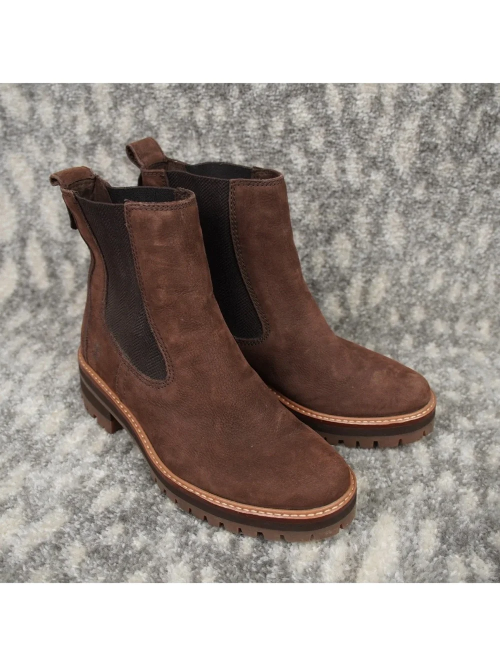 Timberland Courmayeur Valley Chelsea Boots Nubuck Leather Womens Sz 9 Brown NWT
